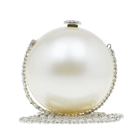 chanel round pearl bag